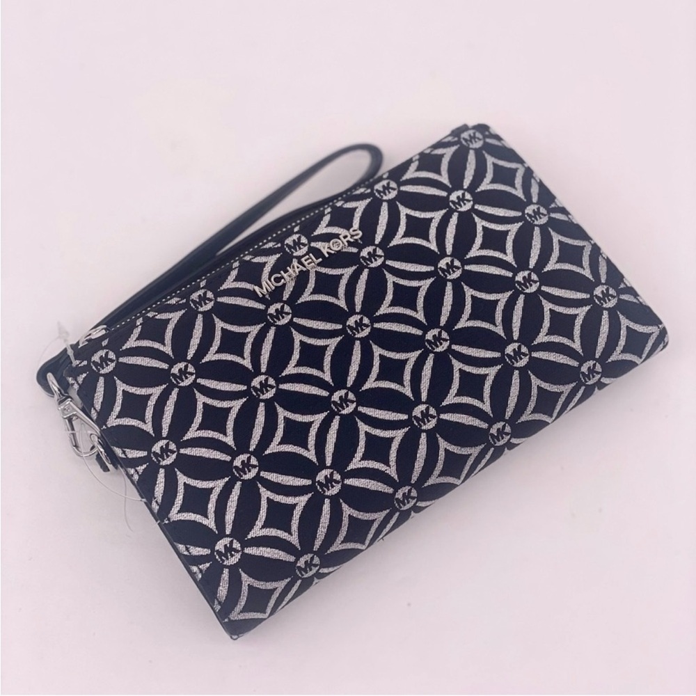 Michael Kors Black and Silver Patterned Wristlet Wallet Phone Case - Picture 2 of 9